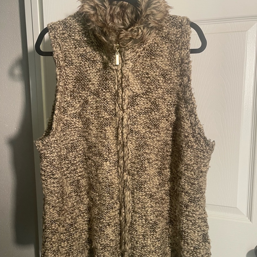 Gorgeous knit vest
